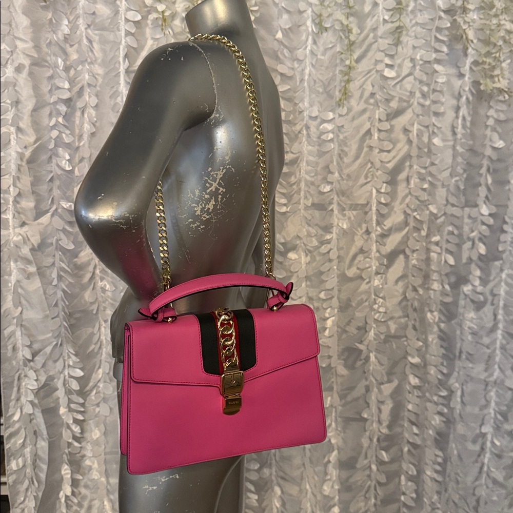 Pink Leather Handbag - Picture 3 of 16